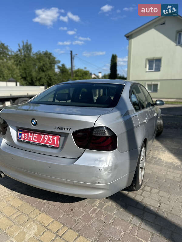 BMW 3 Series 2007