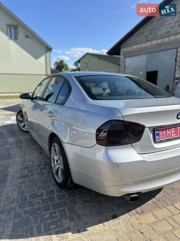 BMW 3 Series 2007