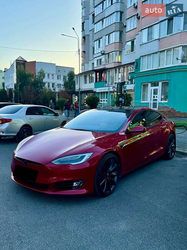 Tesla-11