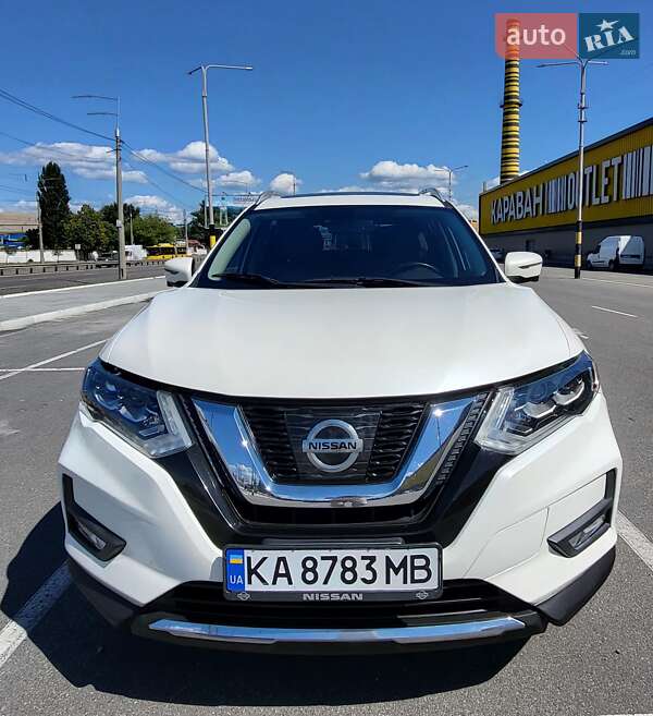 Nissan-10