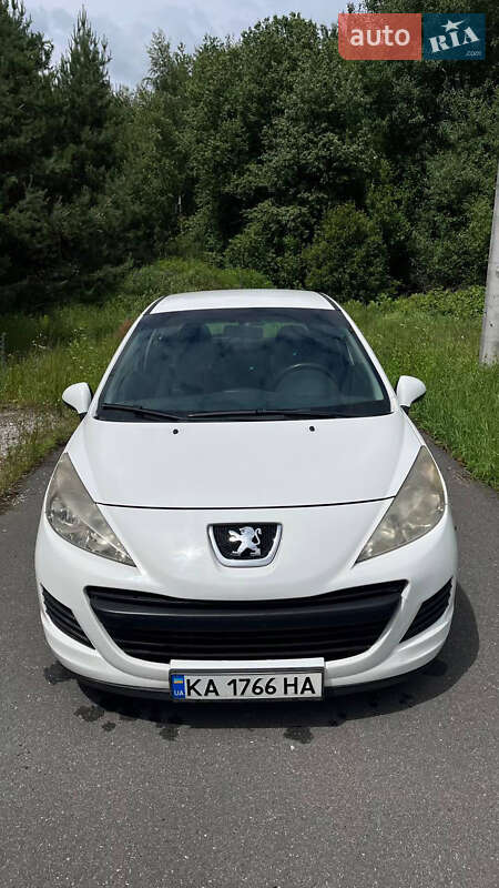 Peugeot-5