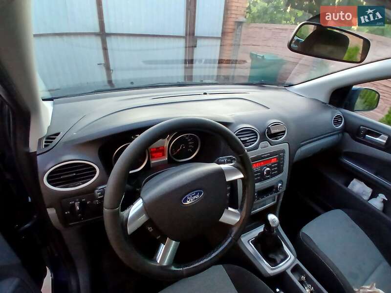 Ford Focus 2010