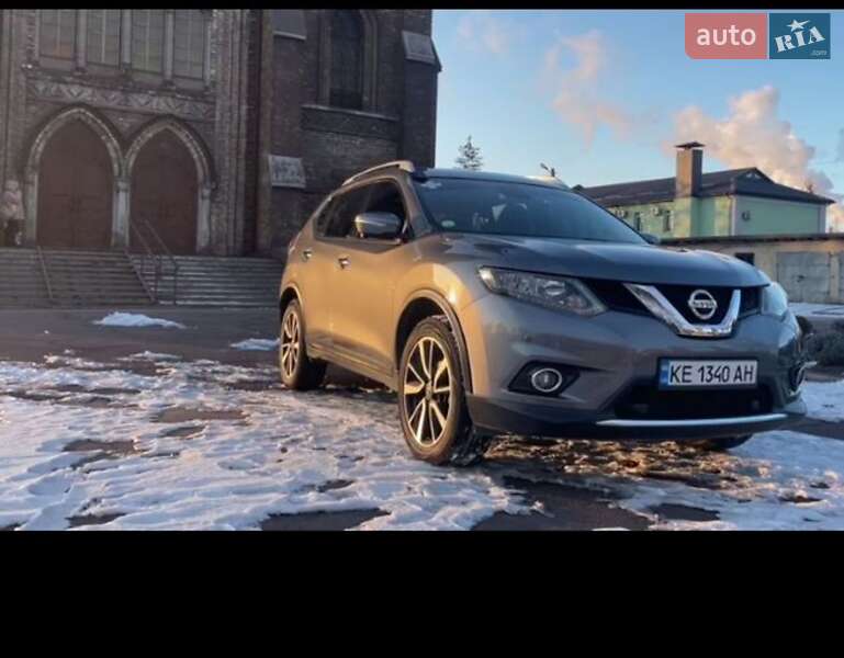 Nissan-2