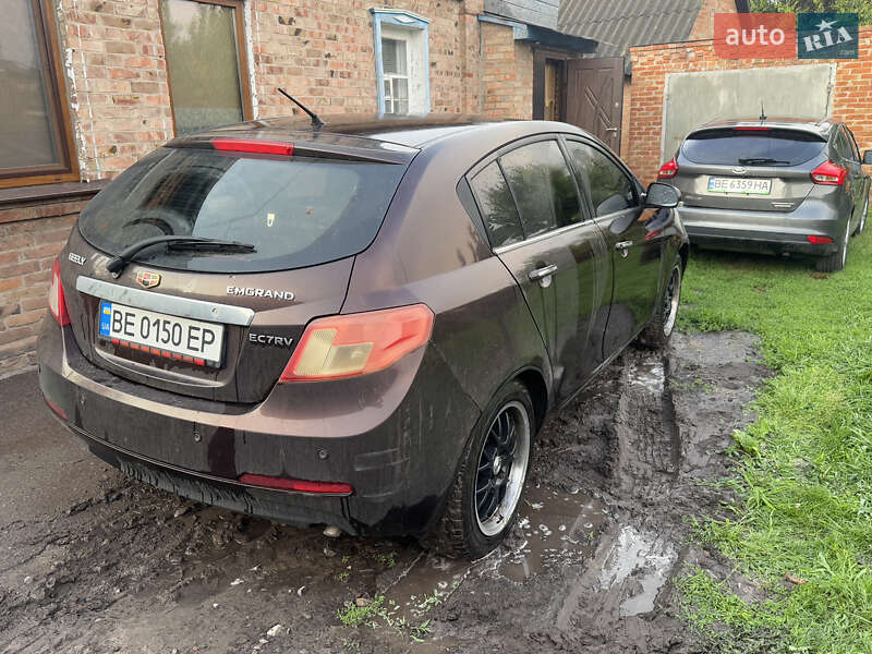 Geely Emgrand EC7-RV 2012