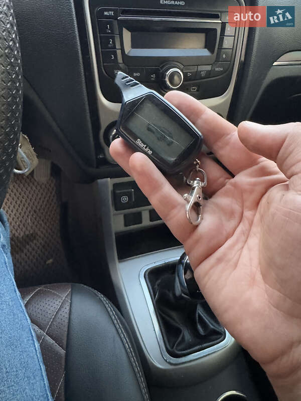 Geely Emgrand EC7-RV 2012