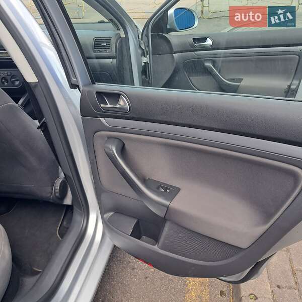 Volkswagen Golf 2008