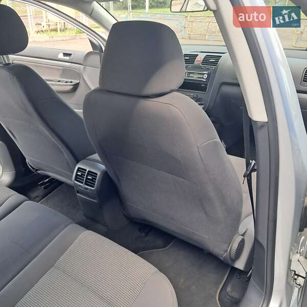 Volkswagen Golf 2008