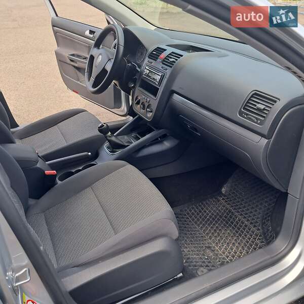 Volkswagen Golf 2008