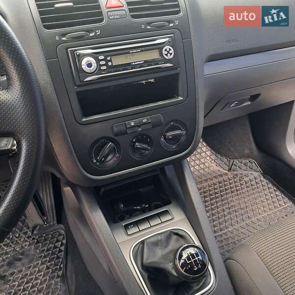 Volkswagen Golf 2008