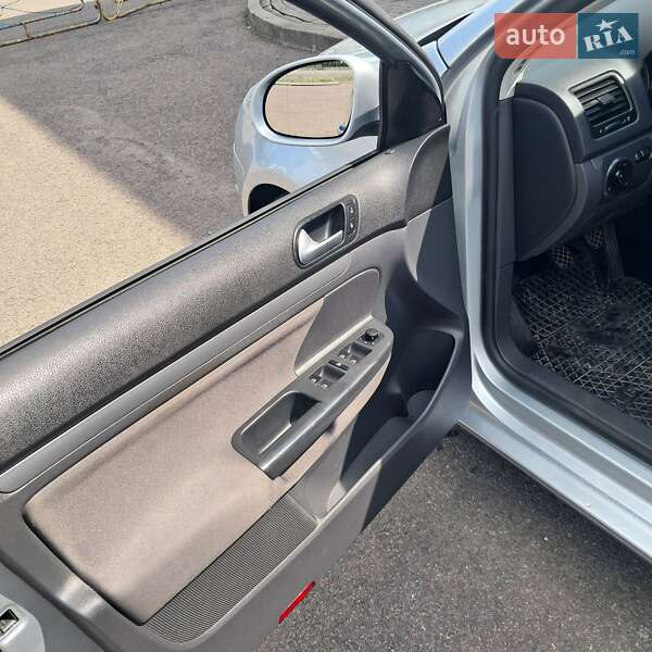 Volkswagen Golf 2008