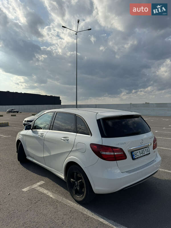 Mercedes-Benz B-Class 2015