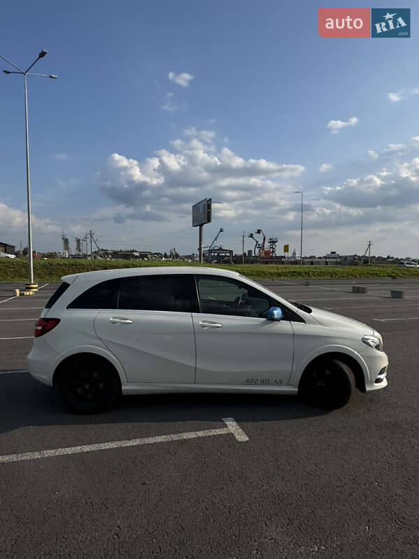 Mercedes-Benz B-Class 2015