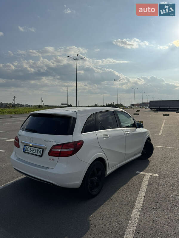 Mercedes-Benz B-Class 2015