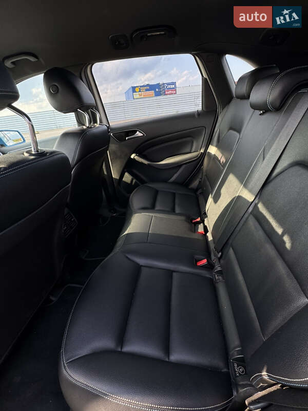 Mercedes-Benz B-Class 2015