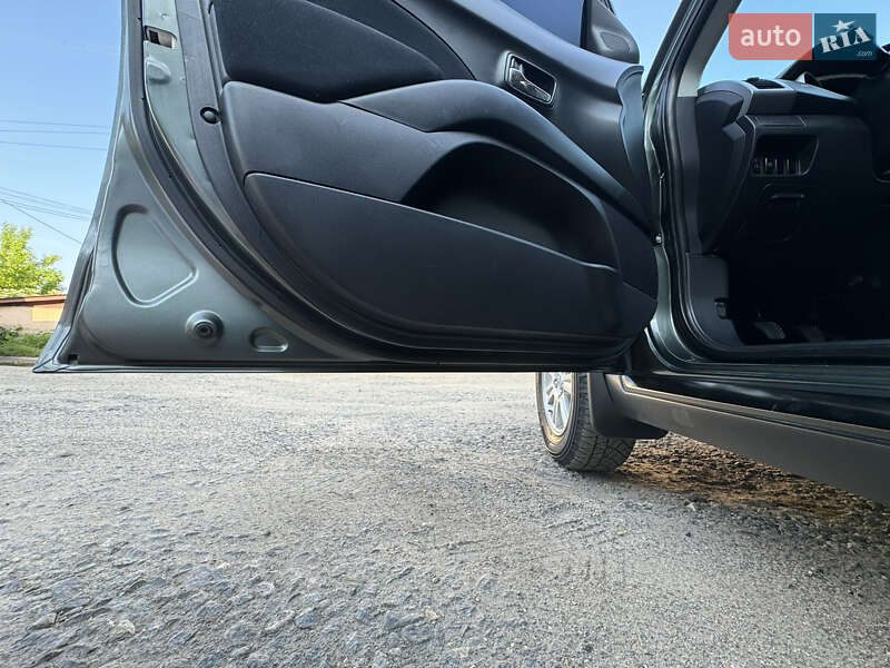 Citroen C-Crosser 2008