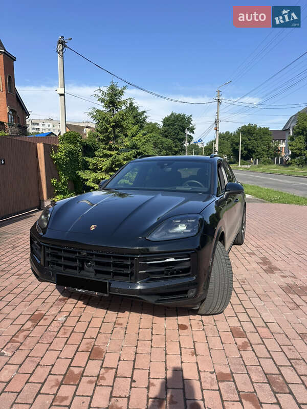 Porsche Cayenne 2024