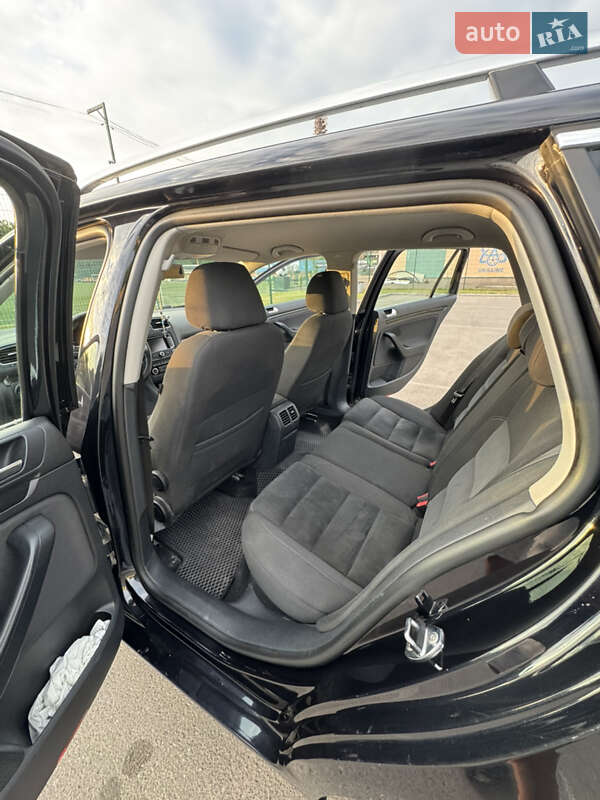 Volkswagen Golf 2011