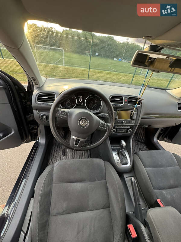Volkswagen Golf 2011