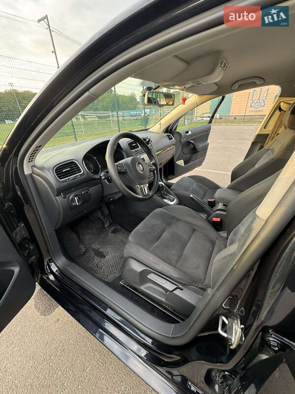 Volkswagen Golf 2011