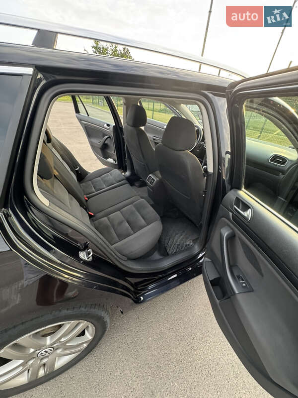 Volkswagen Golf 2011