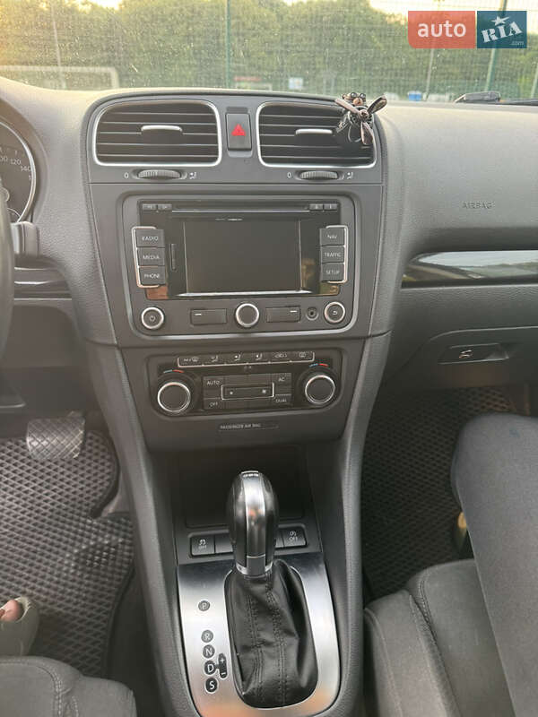 Volkswagen Golf 2011