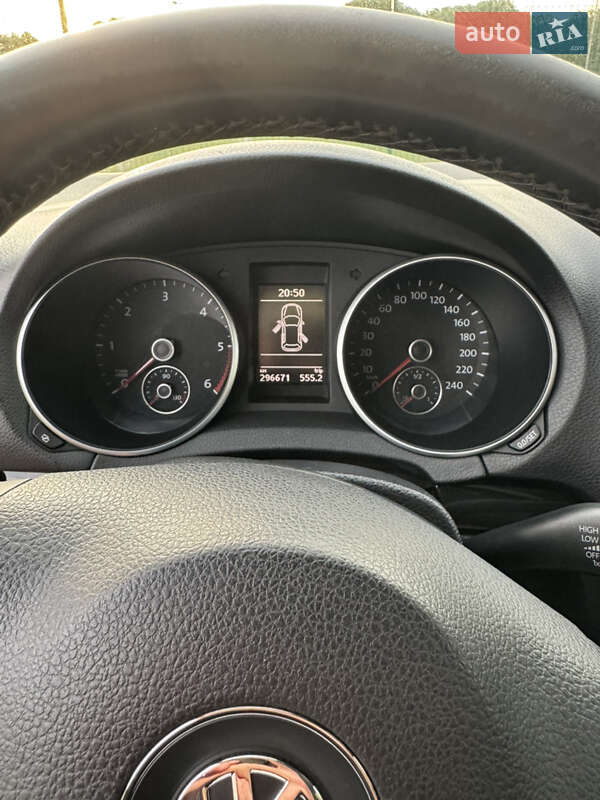 Volkswagen Golf 2011