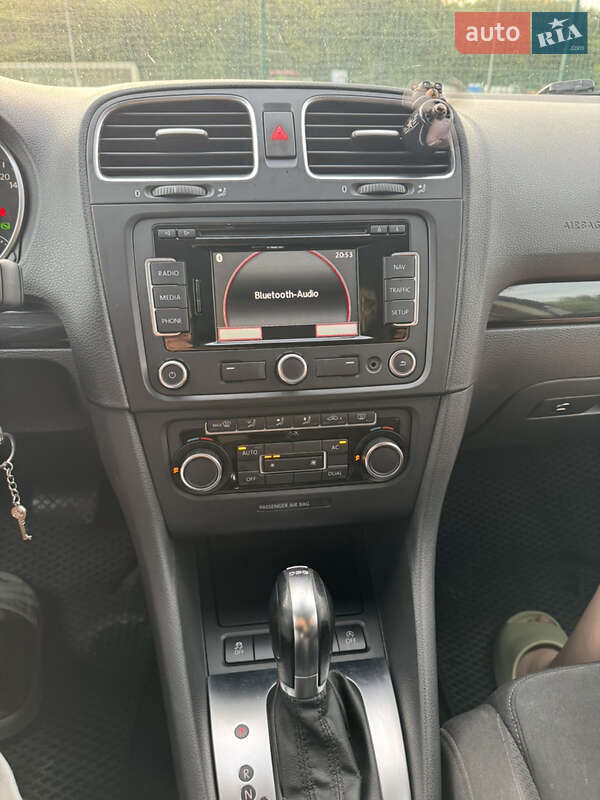 Volkswagen Golf 2011