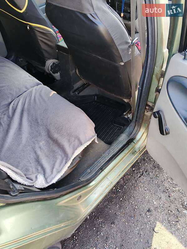 ВАЗ / Lada 1117 Калина 2011