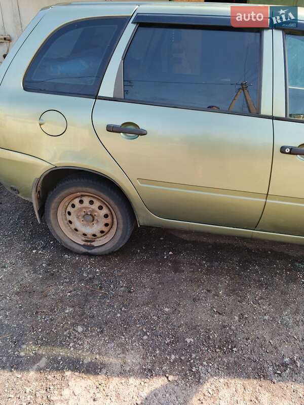 ВАЗ / Lada 1117 Калина 2011