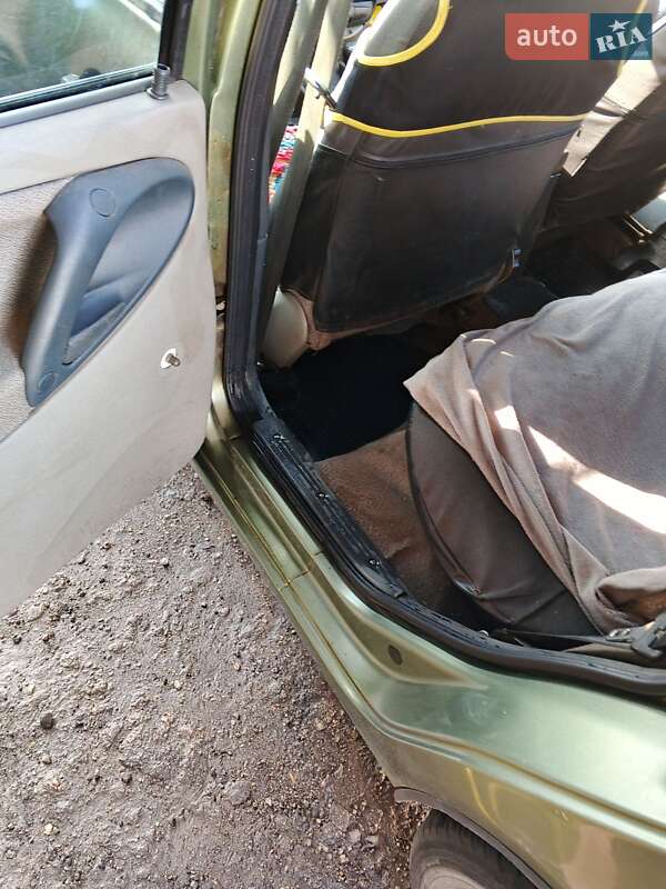 ВАЗ / Lada 1117 Калина 2011