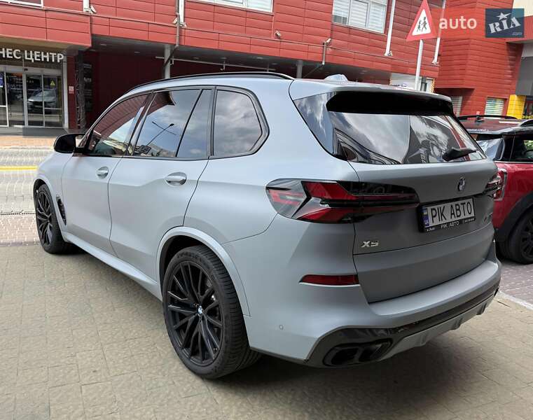 BMW X5 2023
