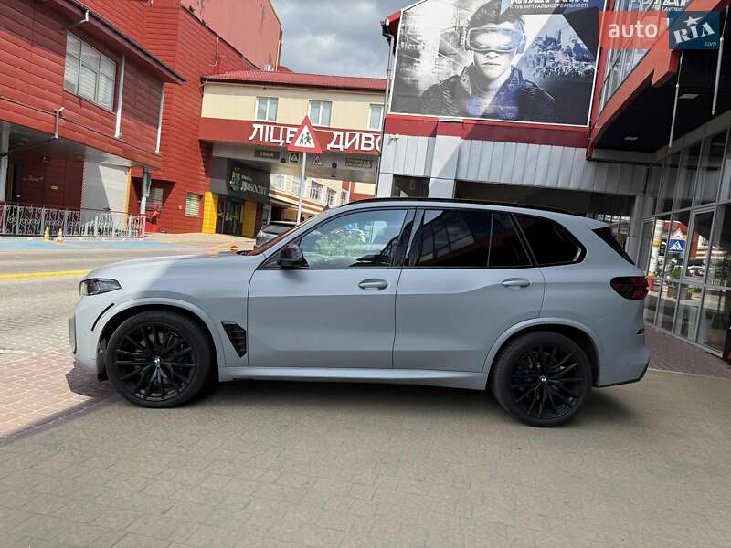 BMW X5 2023