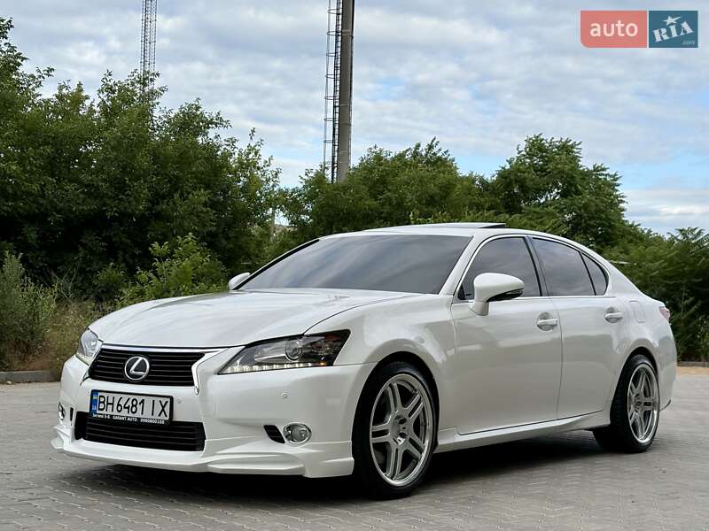Lexus-38