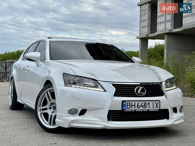 Lexus-143