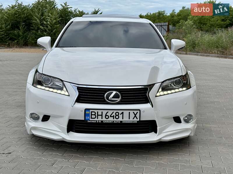Lexus-120