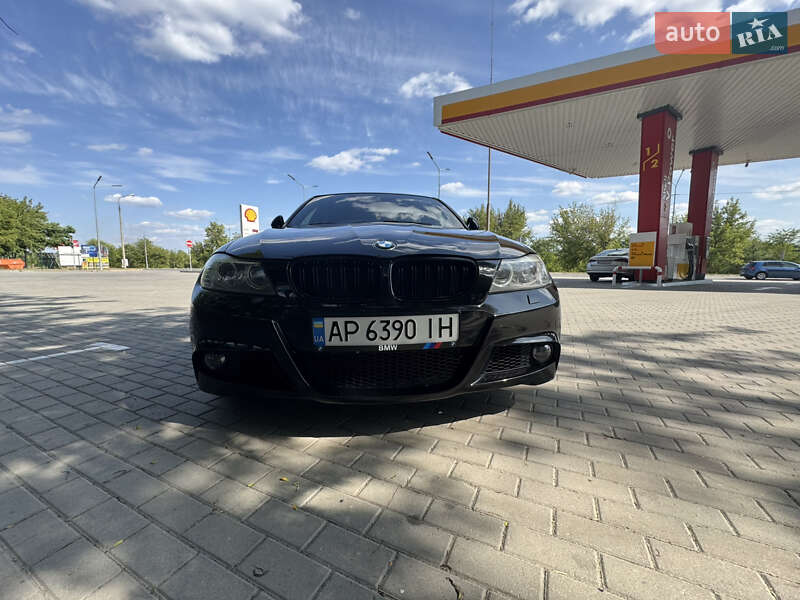 BMW 3 Series 2010