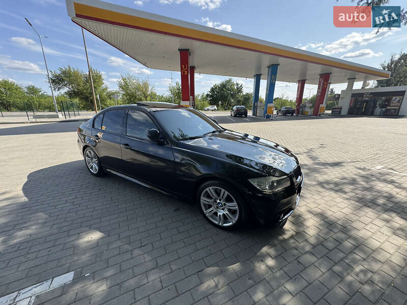 BMW 3 Series 2010