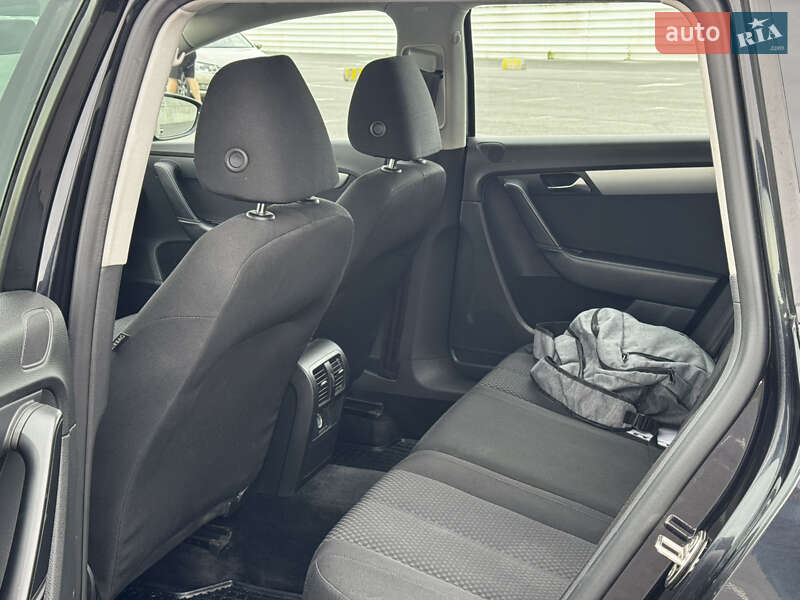 Volkswagen Passat 2010