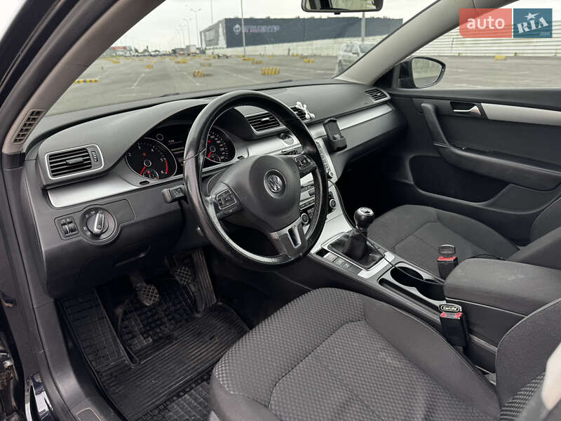 Volkswagen Passat 2010