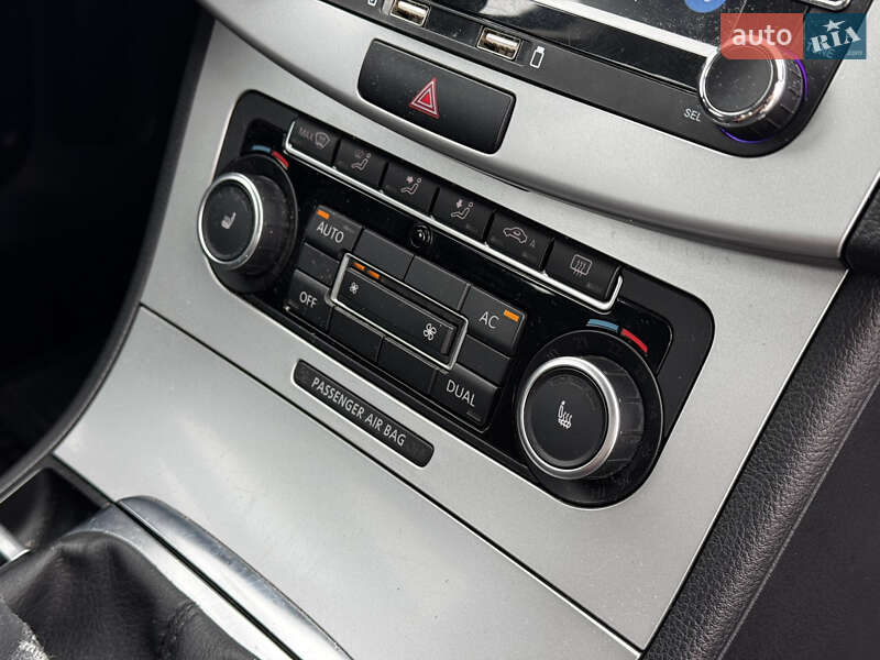 Volkswagen Passat 2010