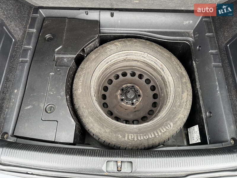 Volkswagen Passat 2010