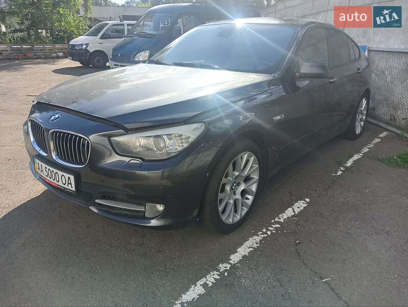 BMW 5 Series GT 2012