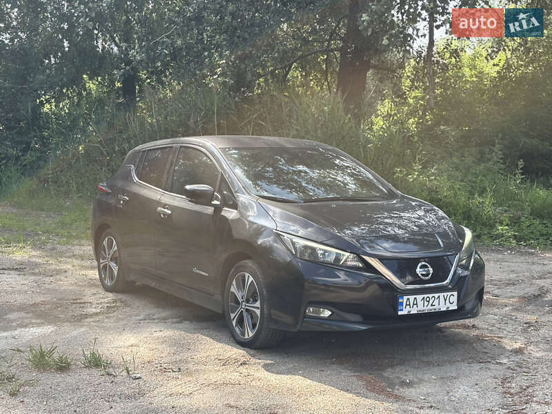 Nissan-14