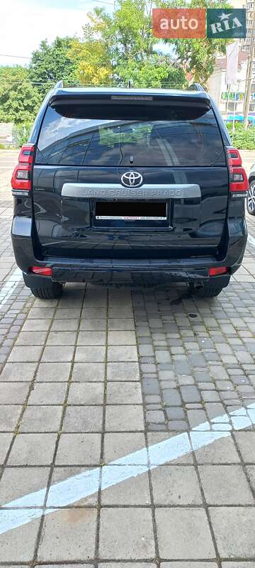 Toyota Land Cruiser Prado 2022