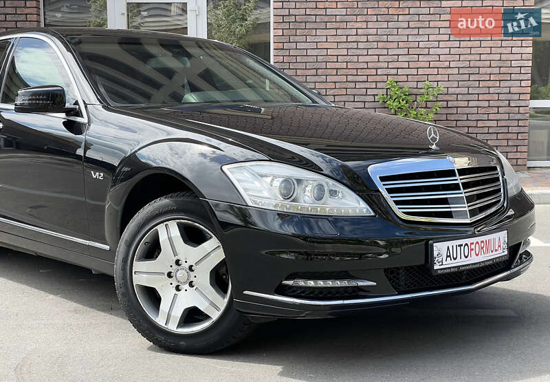 Mercedes-Benz S-Class 2008
