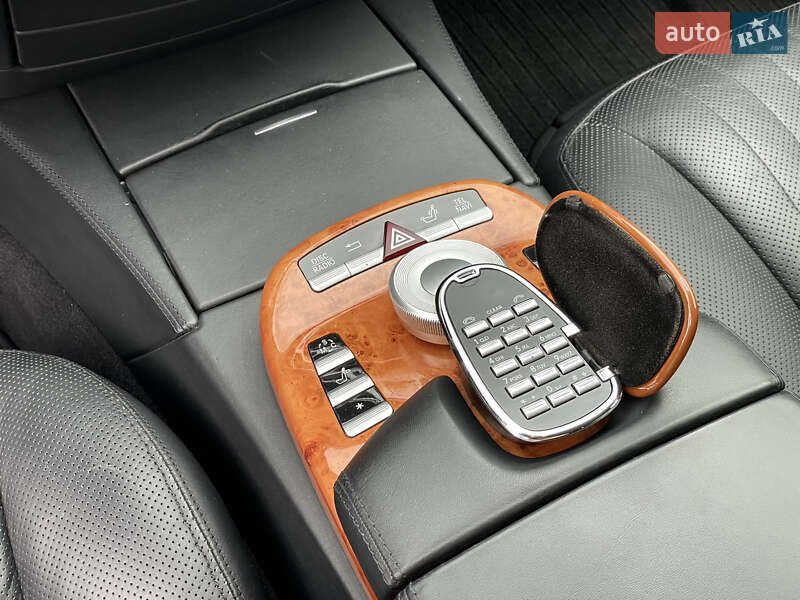 Mercedes-Benz S-Class 2008