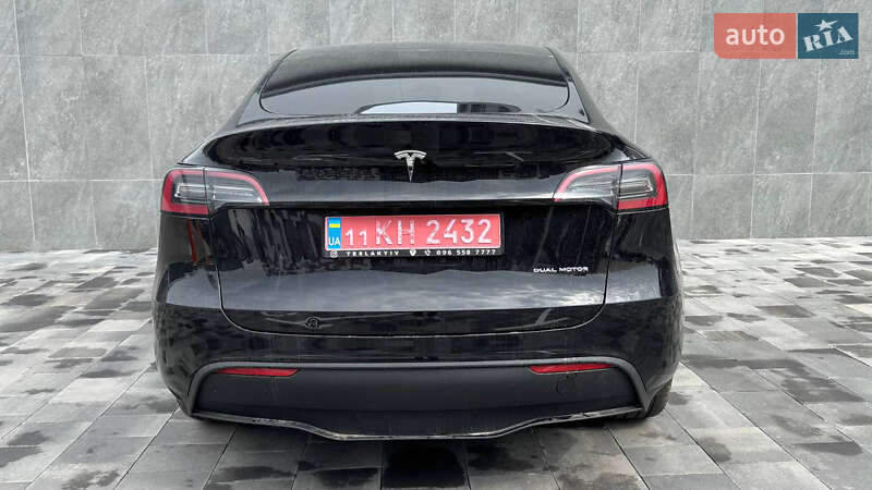 Tesla-8