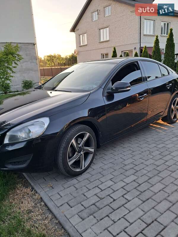Volvo S60 2012