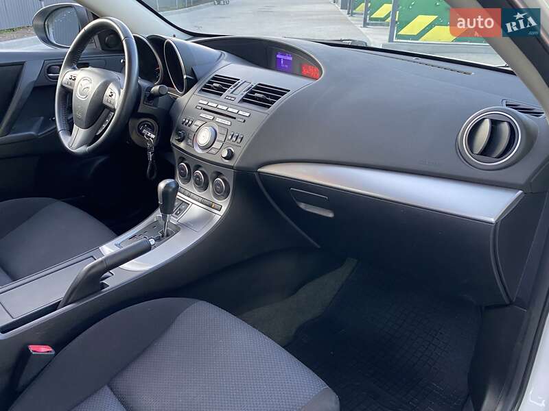Mazda-38