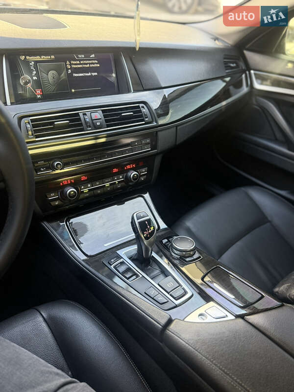 BMW 5 Series 2015